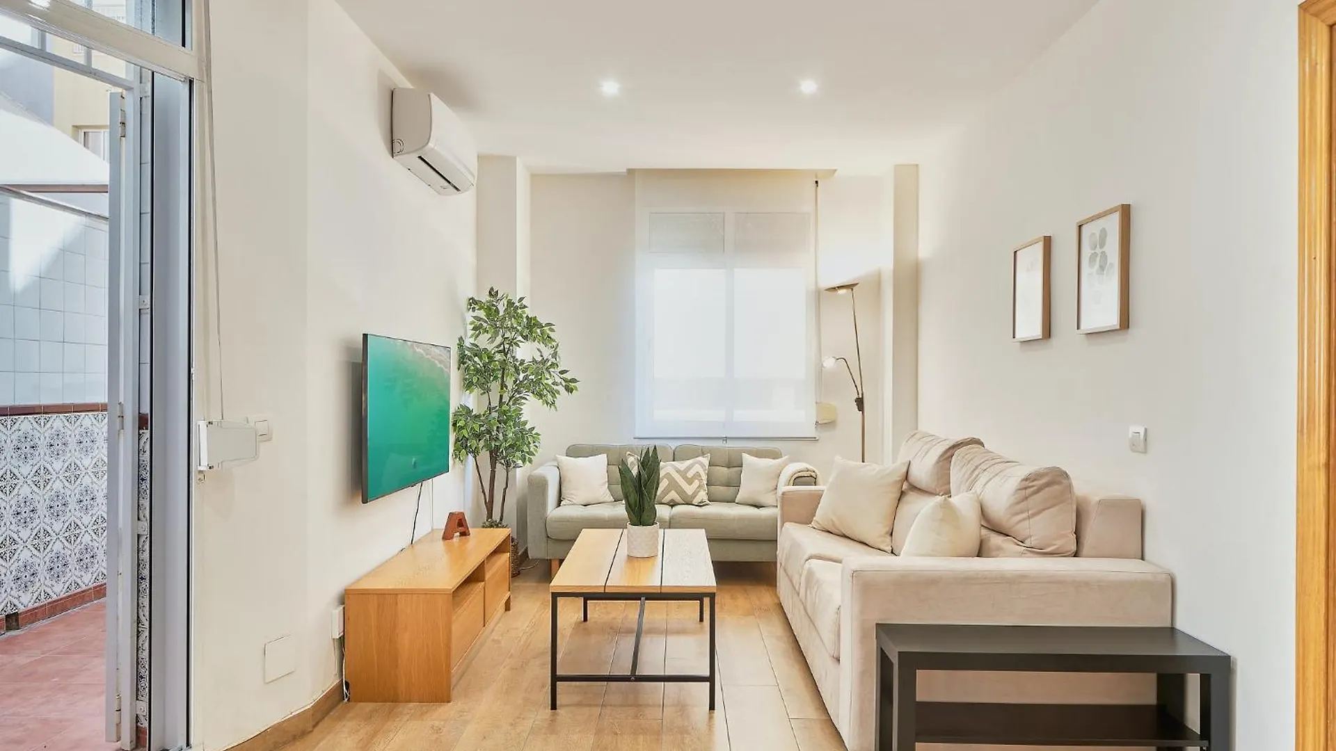 Apartment Salt & Sweet, City Center And Beach Malaga