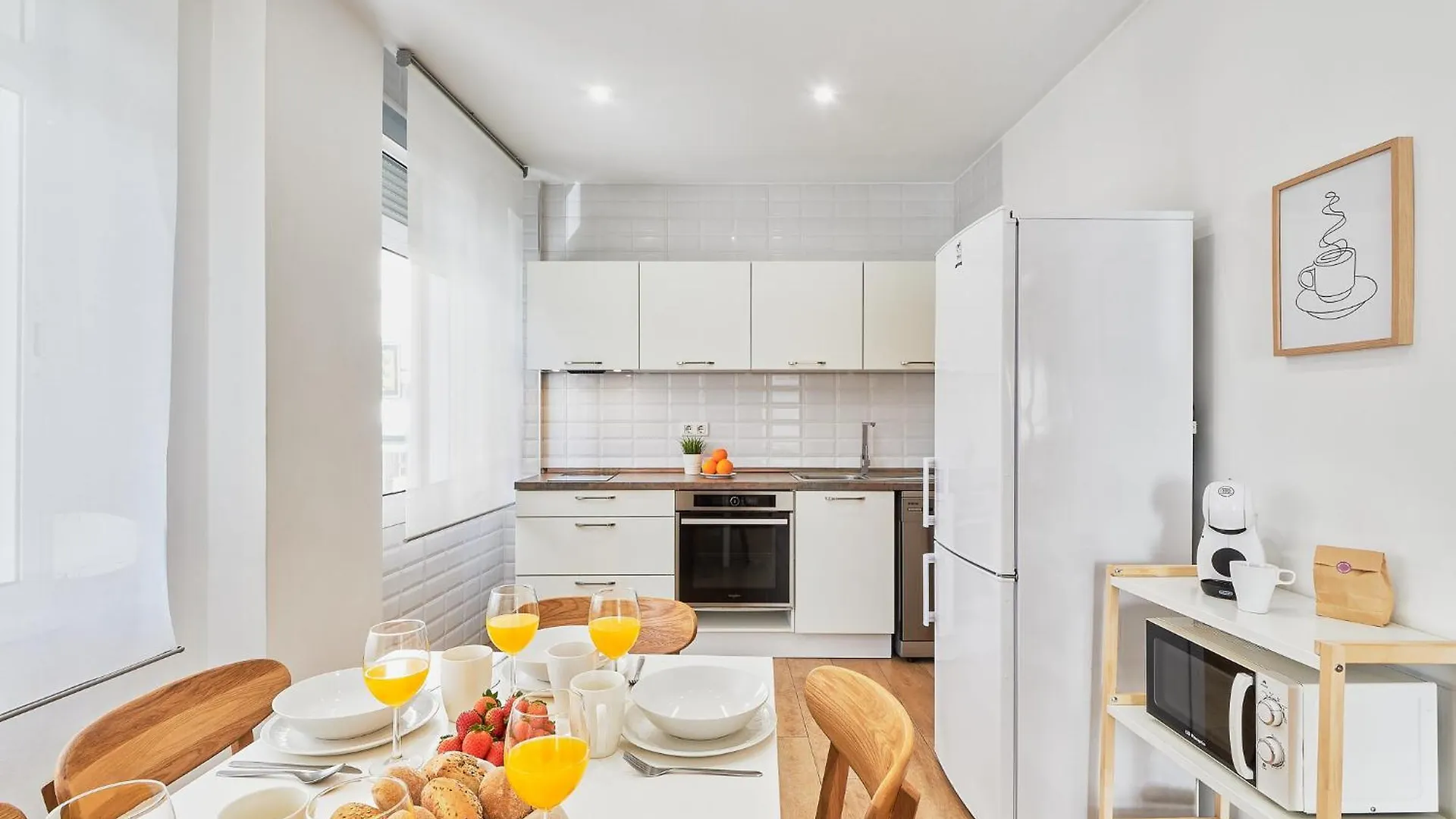 Salt & Sweet, City Center And Beach Malaga Apartment